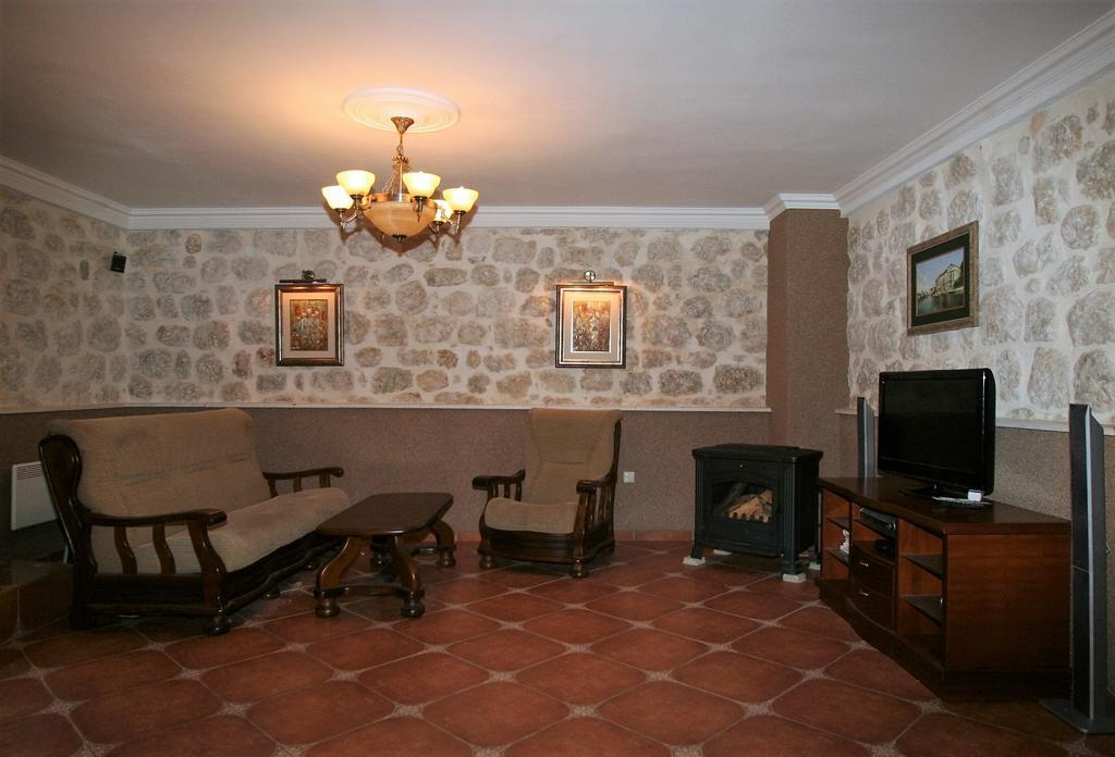 Holiday Home Ametist Kotor Exterior foto